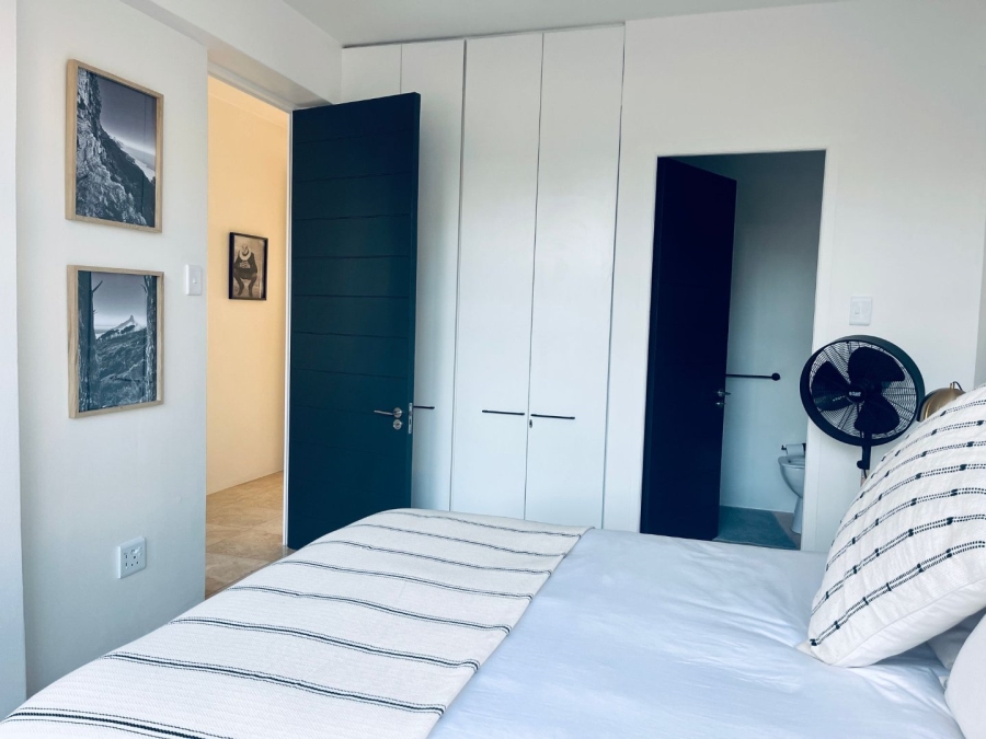 To Let 3 Bedroom Property for Rent in Sea Point Western Cape